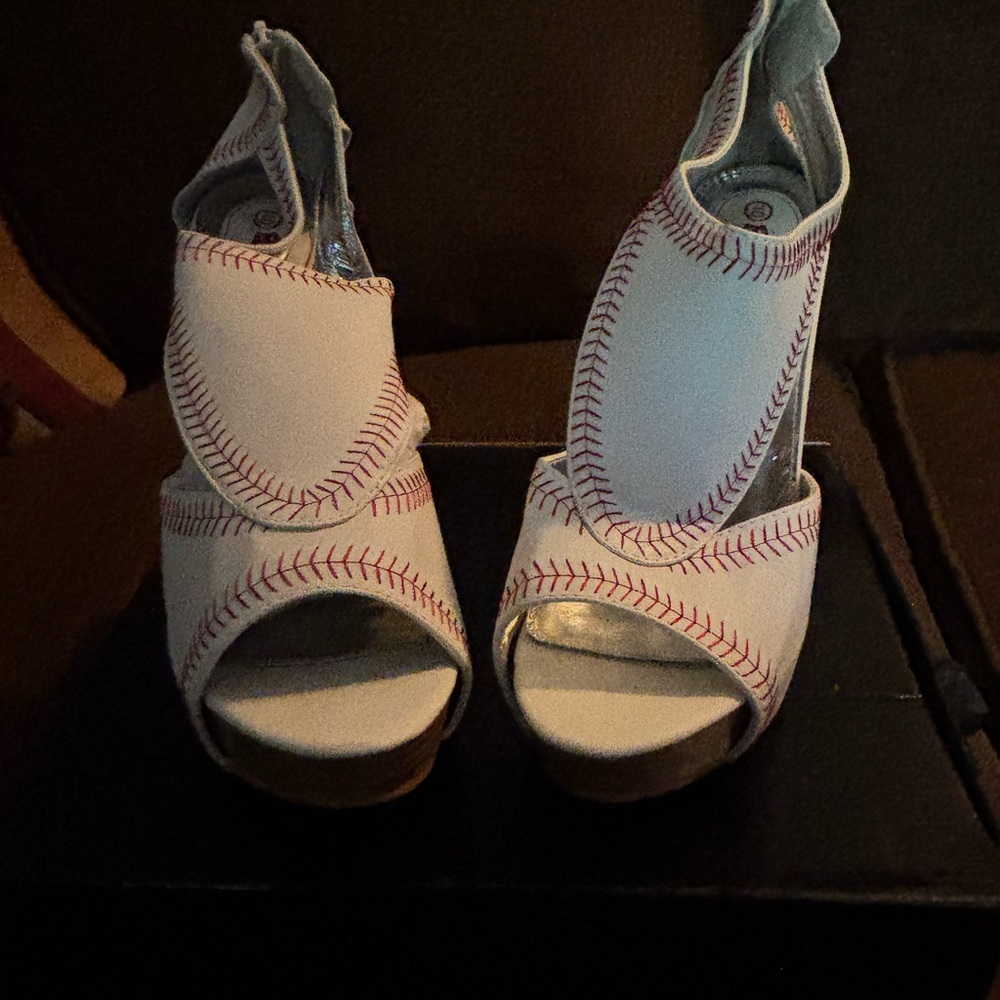 Herstar Baseball High Heel